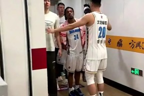 雷竞技官网 -风云突变！广厦男篮今夜更衣室发声；NBA总决赛版图或变；媒体盛赞；轮换策略成焦点 